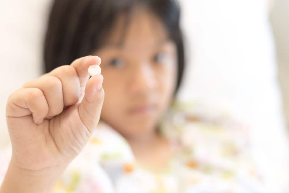 Komisi IX DPR: Harus Ada Edukasi Cara Turunkan Panas Anak Tanpa Obat Sirop