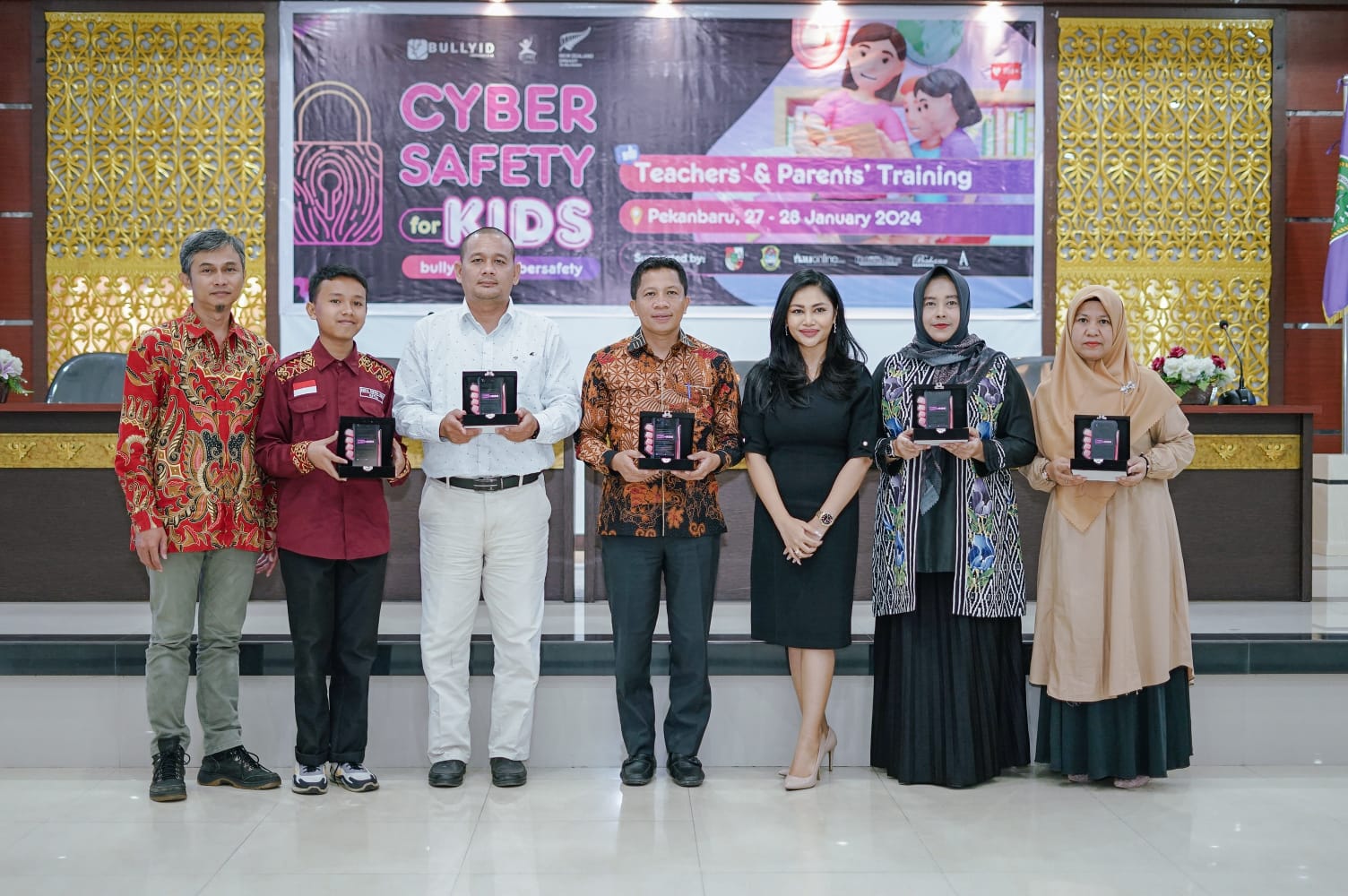 Bullyid Indonesia Bekali Guru dengan Pelatihan Cyber Safety