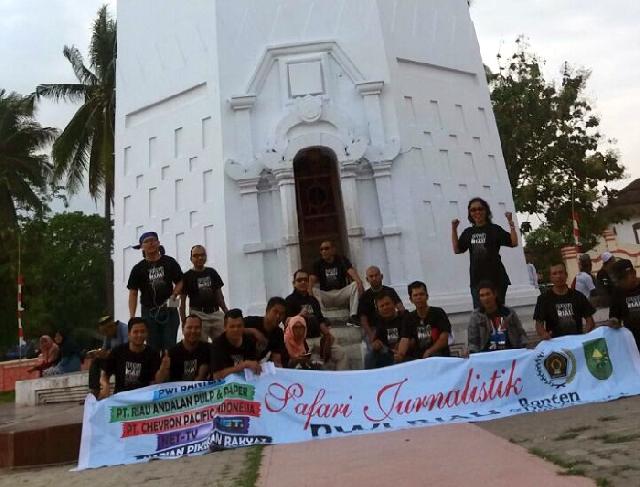 Rombongan PWI Riau Disambut Hangat di Banten