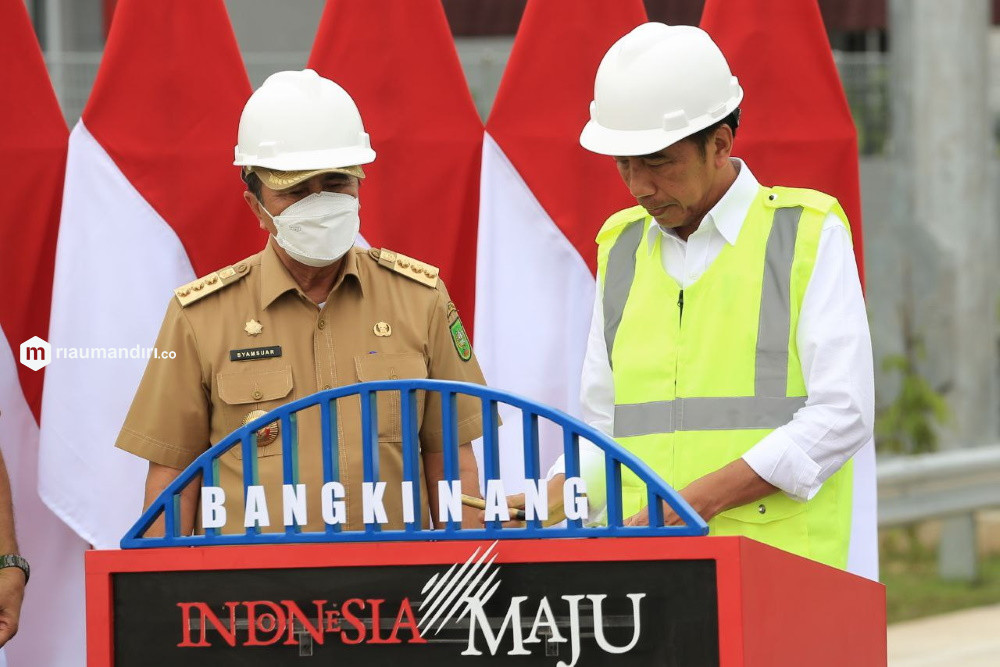 Jokowi Resmikan Tol Pekanbaru-Bangkinang