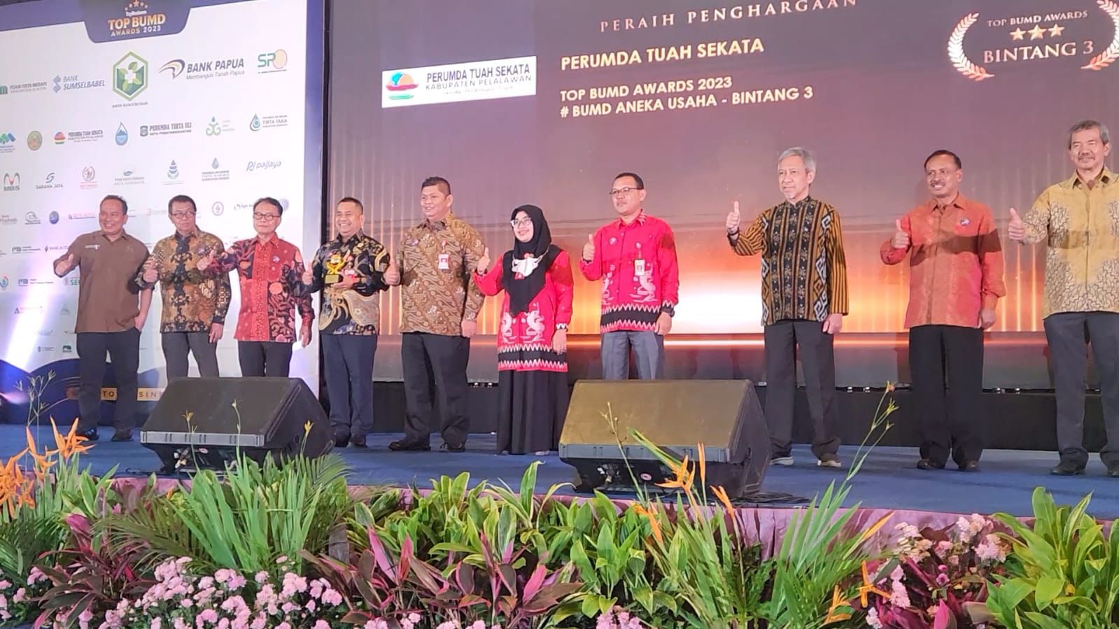 Perumda Tuah Sekata Pelalawan Raih Bintang Tiga Top Award BUMD Se-Indonesia. 