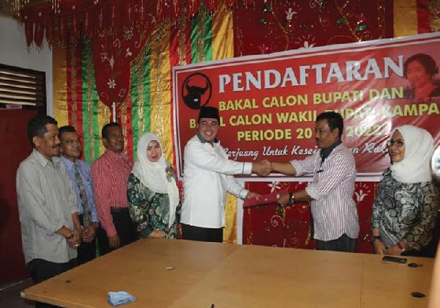 Puluhan Pendukung Antar Amin