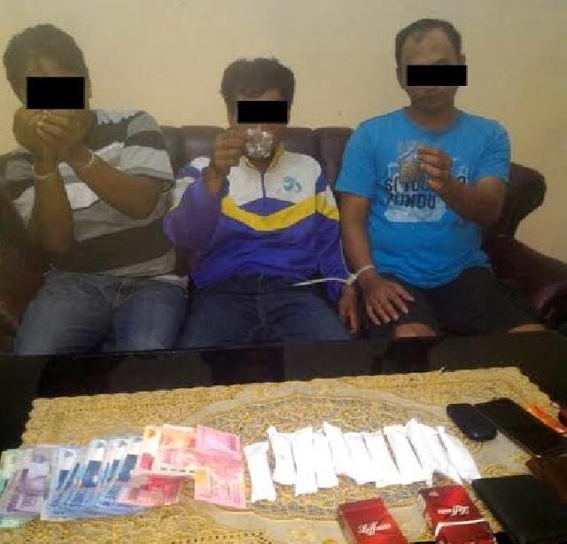 Tiga Pelaku Narkoba Diringkus di Desa Karya Indah