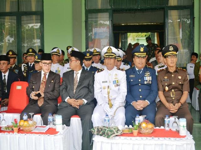 TNI Kuat Bersama Masyarakat
