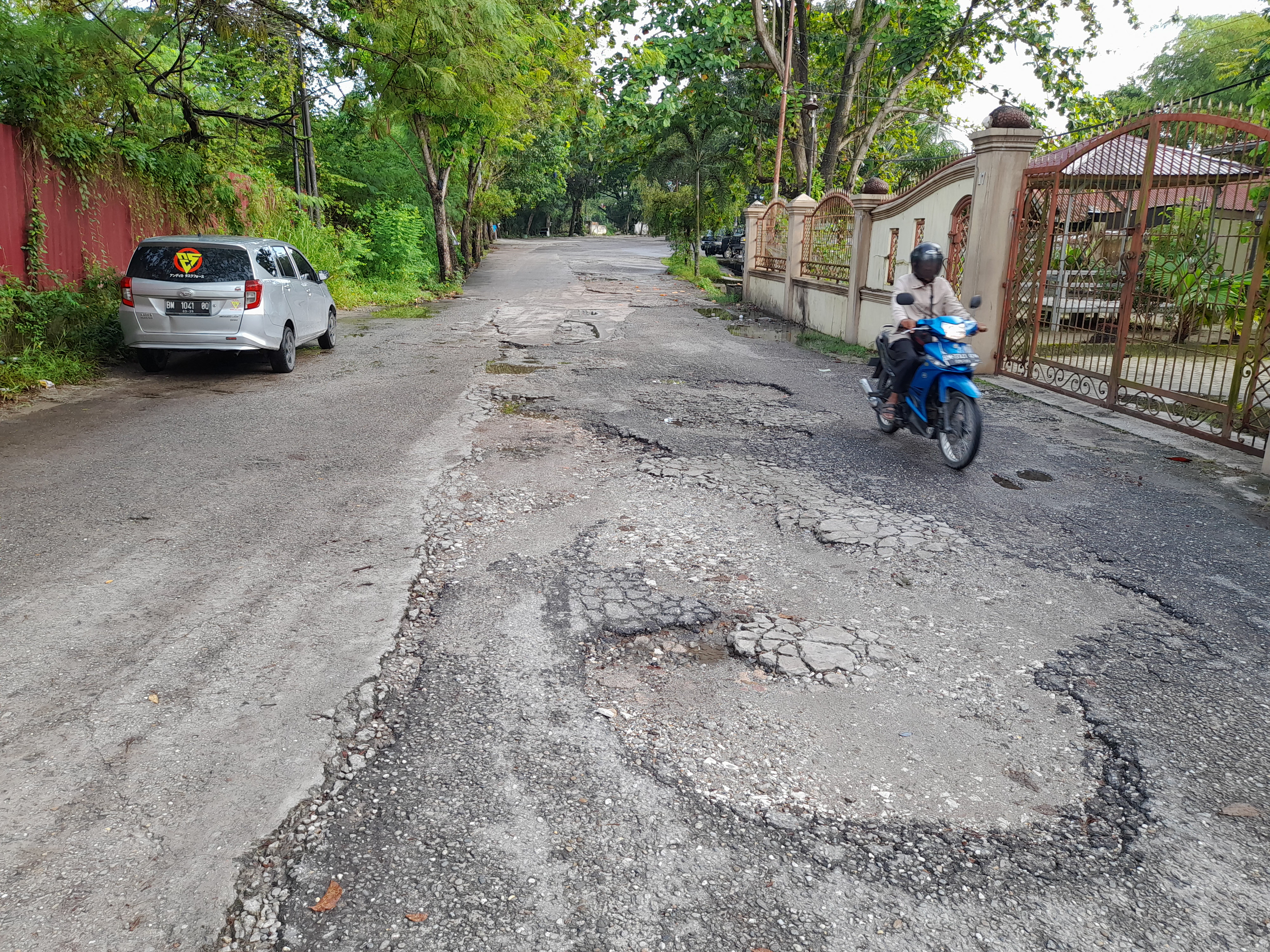 Sudah Lama Rusak, Jalan Diponegoro Ujung Tak Kunjung Diperbaiki