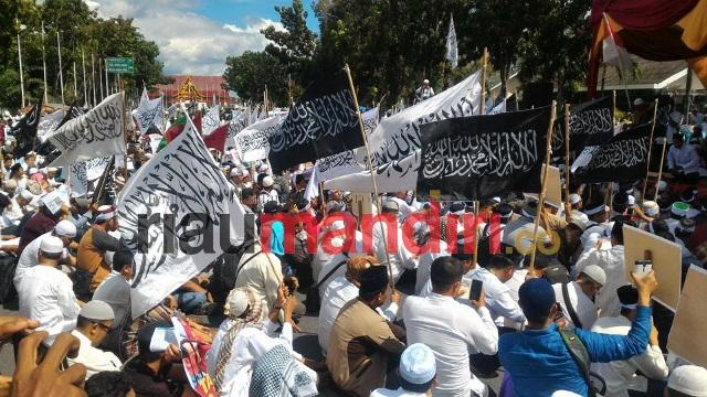 Peserta Aksi 212 di Pekanbaru: Negeri Ini Sedang Tidur, Pemimpinnya Pekak