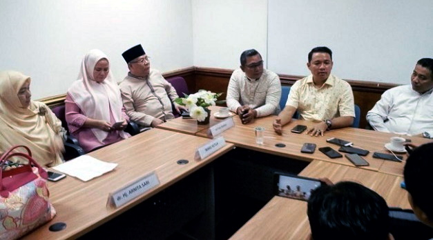 Pembentukan AKD DPRD Riau Disebut Cacat Prosedural