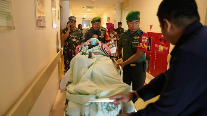 Dibantu PT Hutama Karya, Riska Penderita Tumor di Lutut Dirujuk ke RSPAD Jakarta