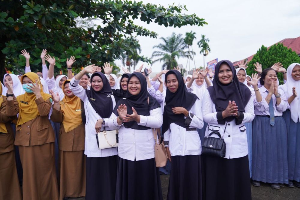Pemprov Riau Alokasikan BKK Sebanyak Rp76,704 M untuk Gaji Guru Bantu