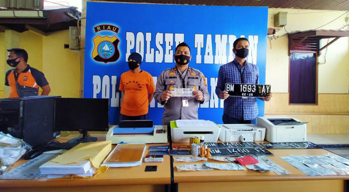 Pelaku Pemalsuan Surat Kendaraan di Pekanbaru Diciduk, Pemesan dari Jakarta