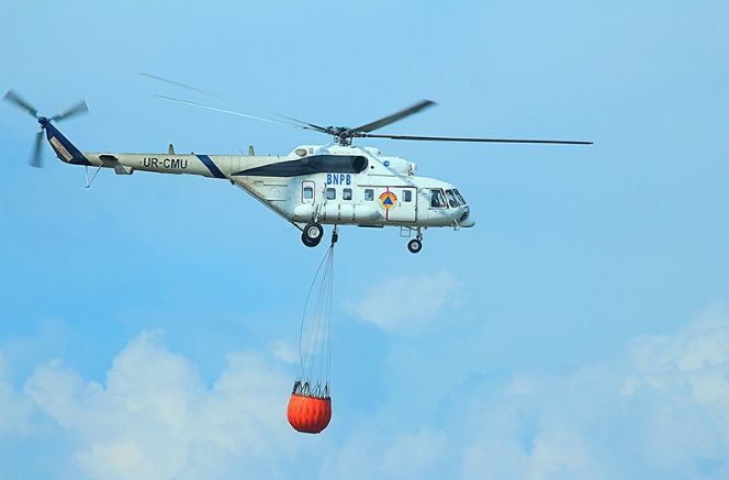 Bantuan Helikopter Water Bombing untuk Riau Tiba Bulan Mei