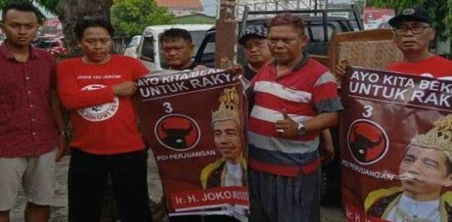 PDIP Jateng Sweeping Poster Jokowi Bermahkota