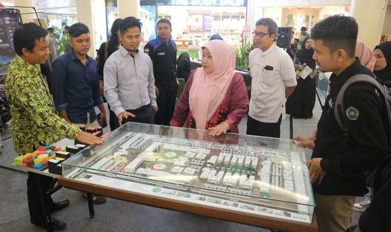 Mahasiswa Unilak Pamerkan Karya Arsitektur Bertema Hijau