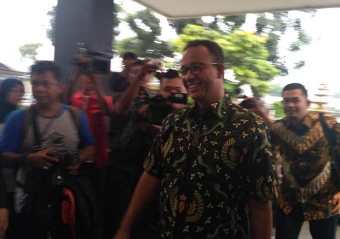 Anies Baswedan Sambangi Kantor DPP PKS