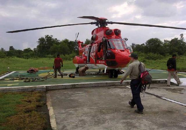PT AA-Sinar Mas Terjunkan Heli Superpuma