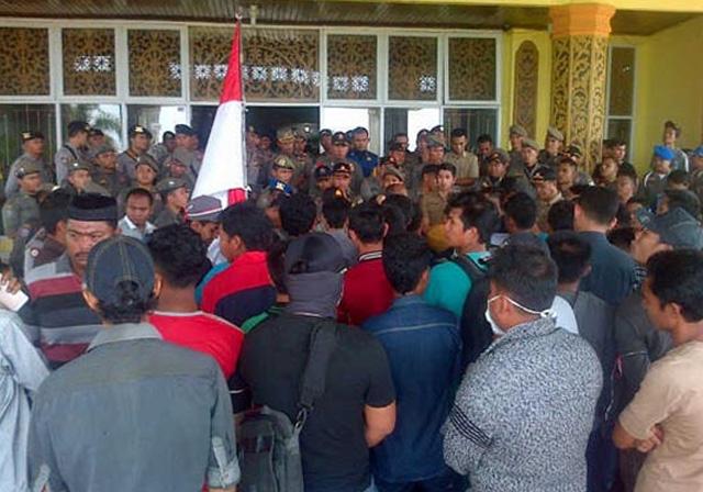 Warga Tuntut KKPA dari PT Safari Riau