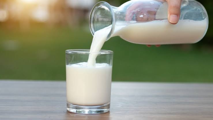 Wah! Rutin Minum Susu Bisa Membuat Otak Lebih Enjer