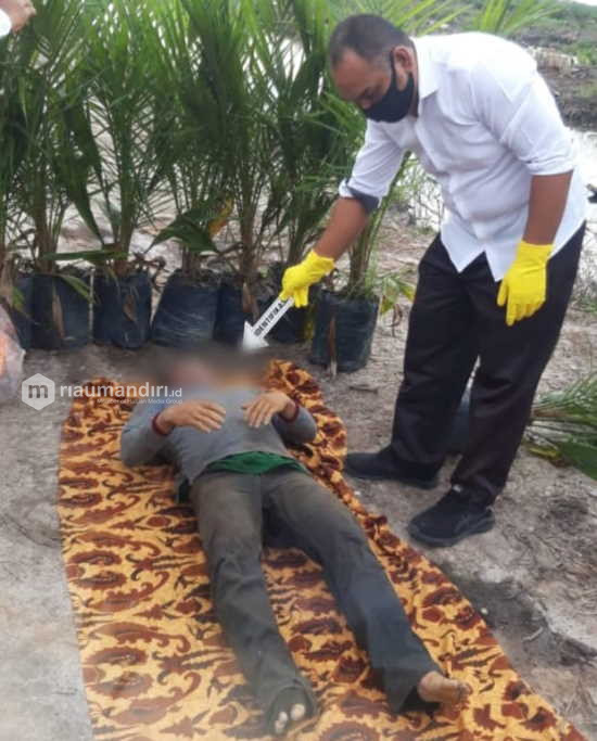 Hilang Sesaat Ketika Bekerja, Yunufati Halawa Ditemukan Tewas di Kanal Kebun Sawit