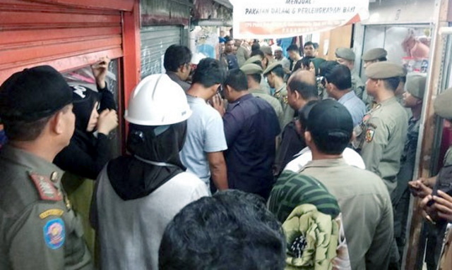 Kios TPS Pedagang Plaza Sukaramai Pekanbaru Dibongkar, Batas Waktu 20 November