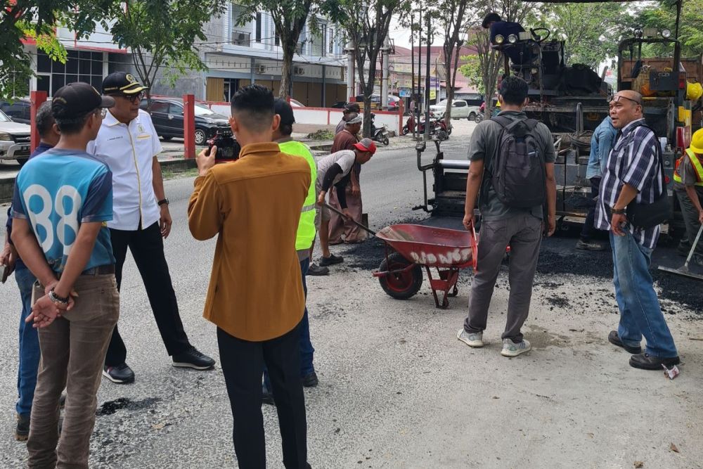 Komisi IV DPRD Riau Tinjau Proses Pembangunan Jalan Parit Indah Pekanbaru