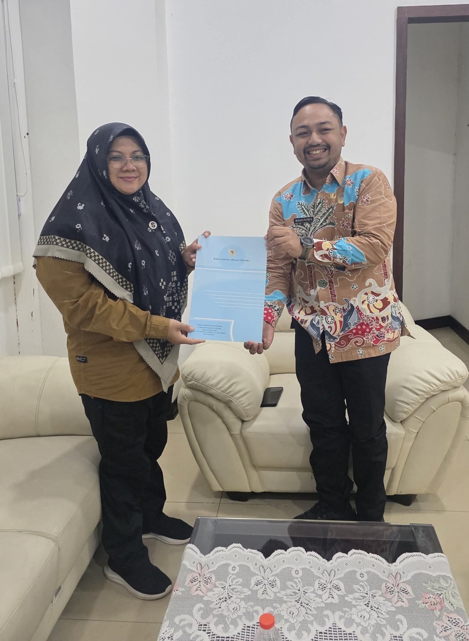 Gerak Cepat Bupati Afni Beri Kemudahan Calon PPPK Lengkapi Berkas