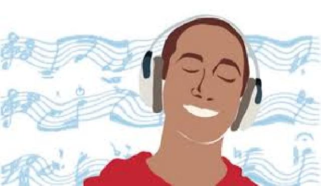 Pakai Rumus Ini Agar Dengarkan Musik Lewat Earphone Tak Bikin Tuli