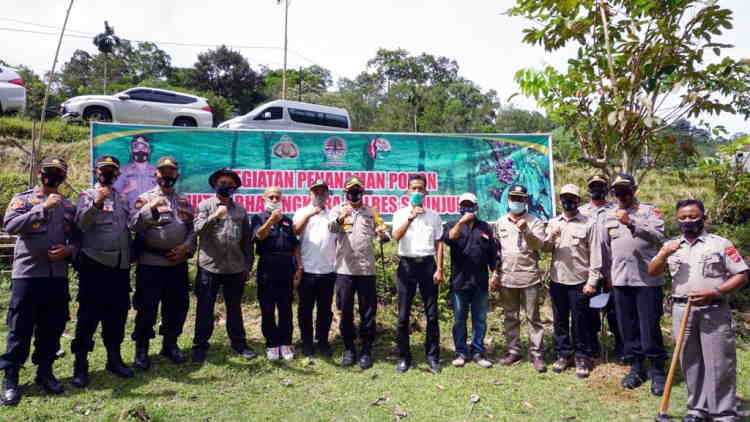BPDASHL Indragiri Rokan KLHK Rangkul Komunitas Membangun Hutan