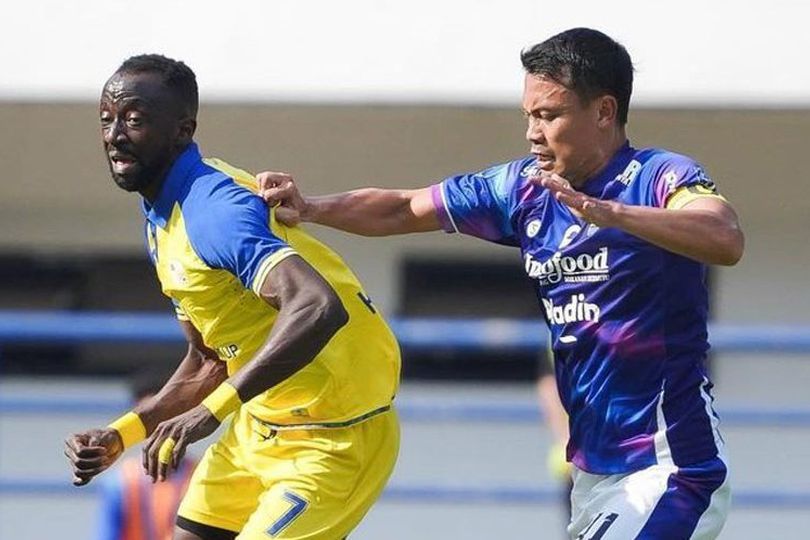 Persib Bandung Imbang Lawan Barito Putera