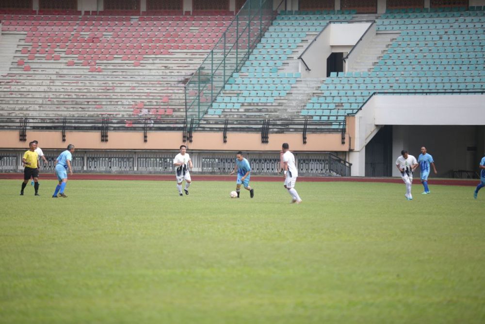 Pertandingan Persahabatan Digelar Dispora Riau di Stadion Utama Riau