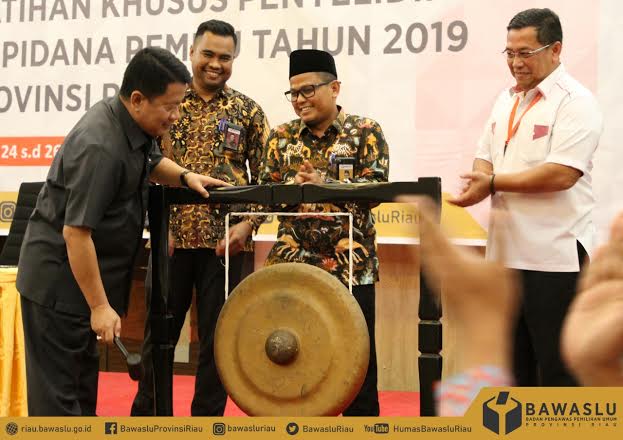 Tingkatkan Kapasitas Sentra Gakkumdu, Bawaslu Riau Gelar Pelatihan Penyidik Pemilu