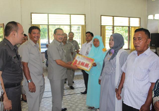 PTPN V Salurkan Program Kemitraan Perdana Tahun 2016