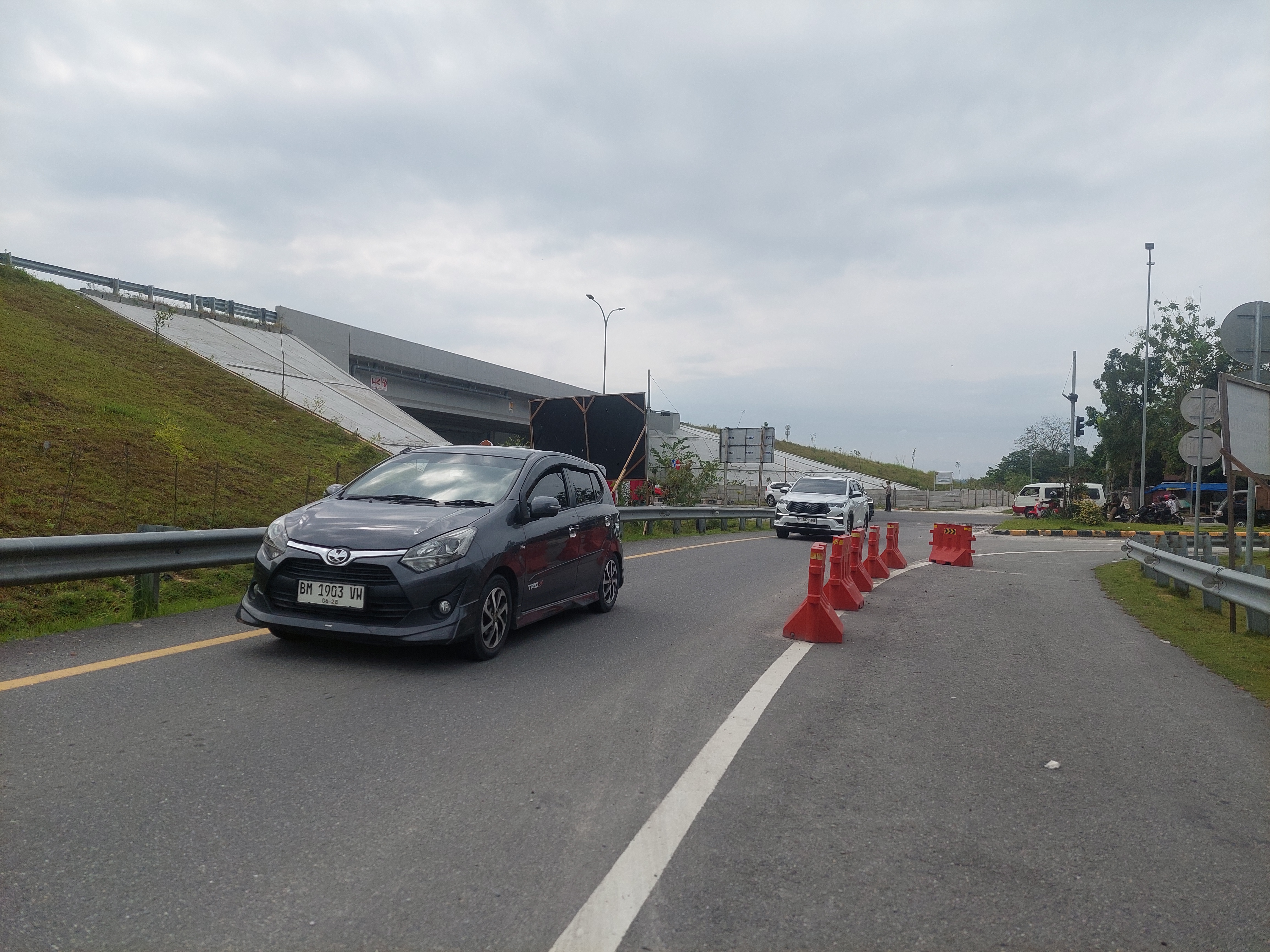 33.565 Kendaraan Melintas di Tiga Ruas Jalan Tol di Riau