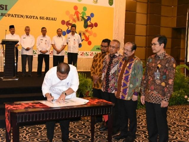 Bupati Amril Teken Deklarasi Anti Gratifikasi