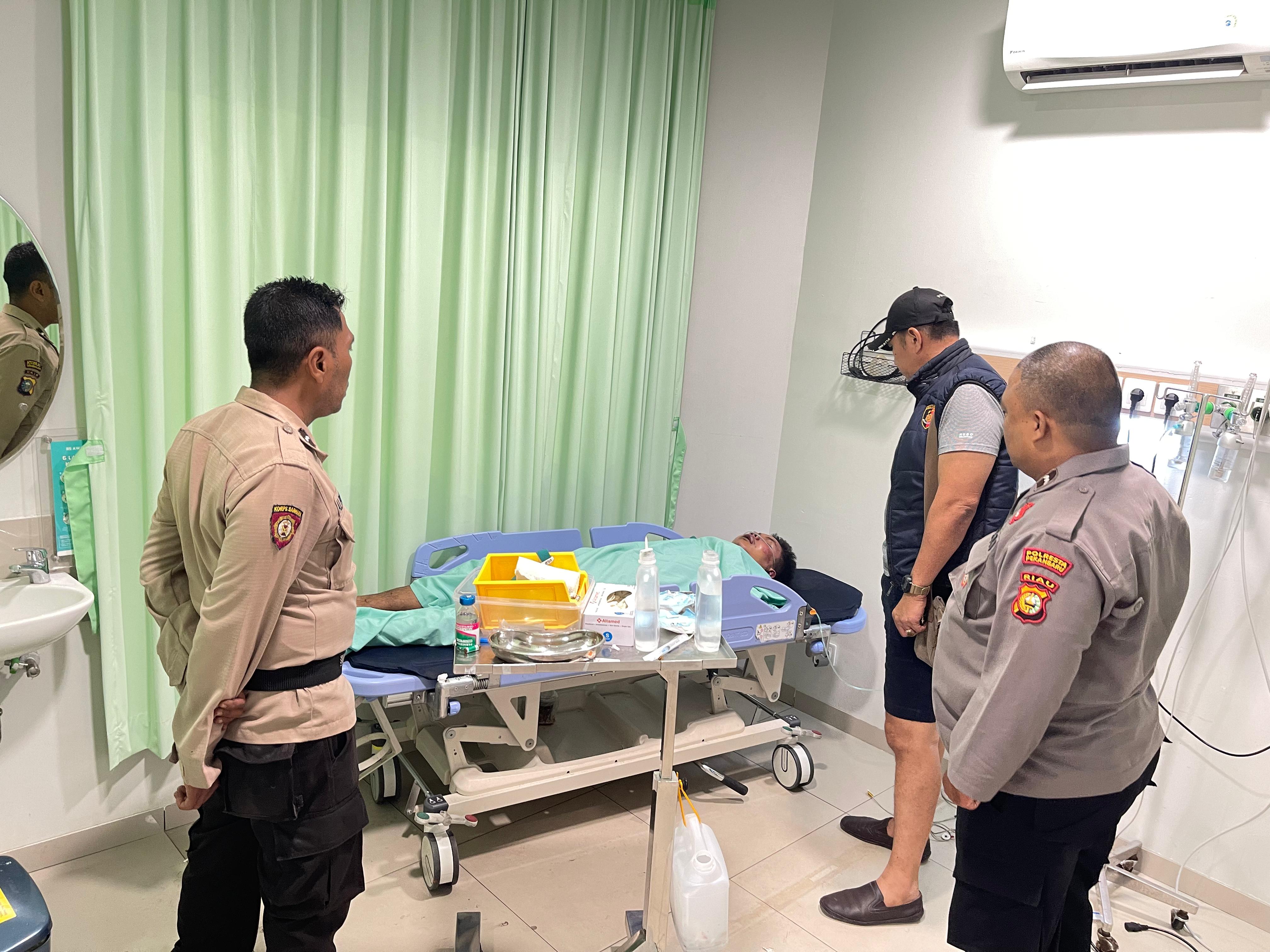 Dua Remaja Diduga Begal Dihajar Massa di Kawasan Stadion Utama Riau