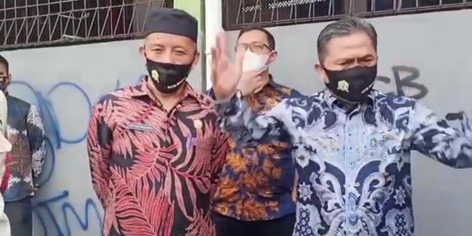 Wakil Wali Kota Serang Marah dan Hukum Push Up Kasatpol PP Gara-gara Pos Cek Poin Sepi