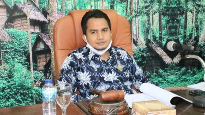 Siapa Sebenarnya Sosok Perempuan Bersama Ketua DPRD Lebak Sebelum Meninggal?