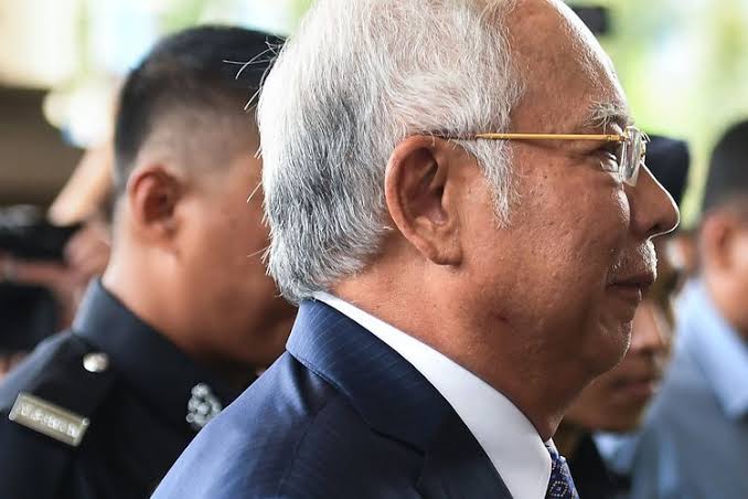 Najib Razak Dihukum 12 Tahun Penjara dan Denda Rp718 Miliar