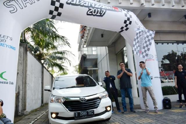 Bangkitkan Semangat Ke-Indonesiaan dengan Kehandalan Low MPV Toyota