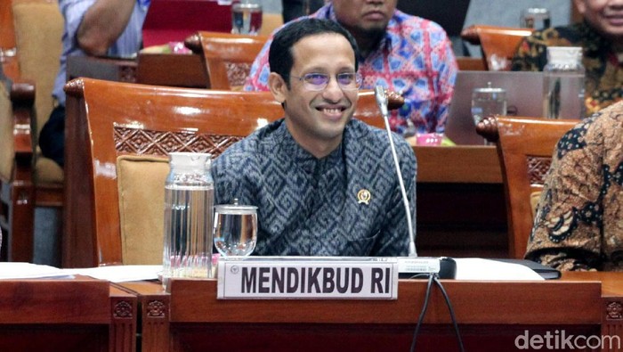 Komisi X DPR Panggil Mendikbud Nadiem Bahas Ujian Nasional Dihapus