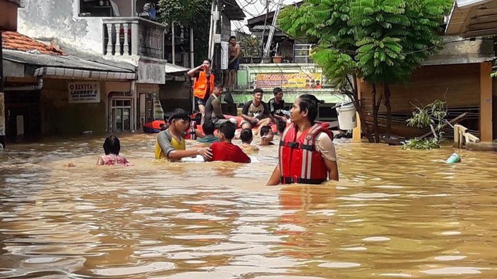 Soal Banjir Jakarta, PB HMI Minta Jangan Salahkan Anies: Harus Adil Sejak Dalam Pikiran
