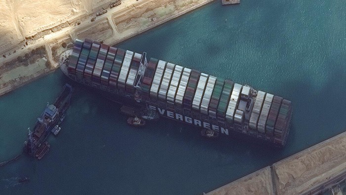 Kapal Raksasa yang Bikin Terusan Suez Macat Sudah Mulai Bergerak