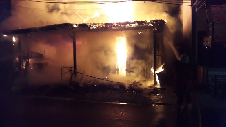 Tragis, Tiga Orang Tewas Terbakar Saat Ruko Dilalap Si Jago Merah
