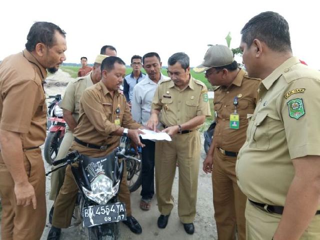 Tinjau Rute Lintasan Fun Bike Agrowisata, Syamsuar Sampaikan Masukan ke Camat Bungaraya