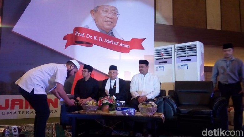 Bareng Ustaz Yusuf Mansur, Ma'ruf Amin Hadiri Maulid Nabi 