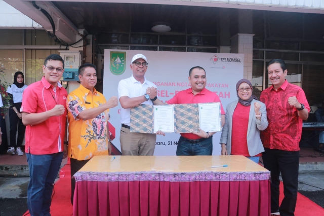 Disdik Riau dan Telkomsel MoU Digitalisasi Pendidikan