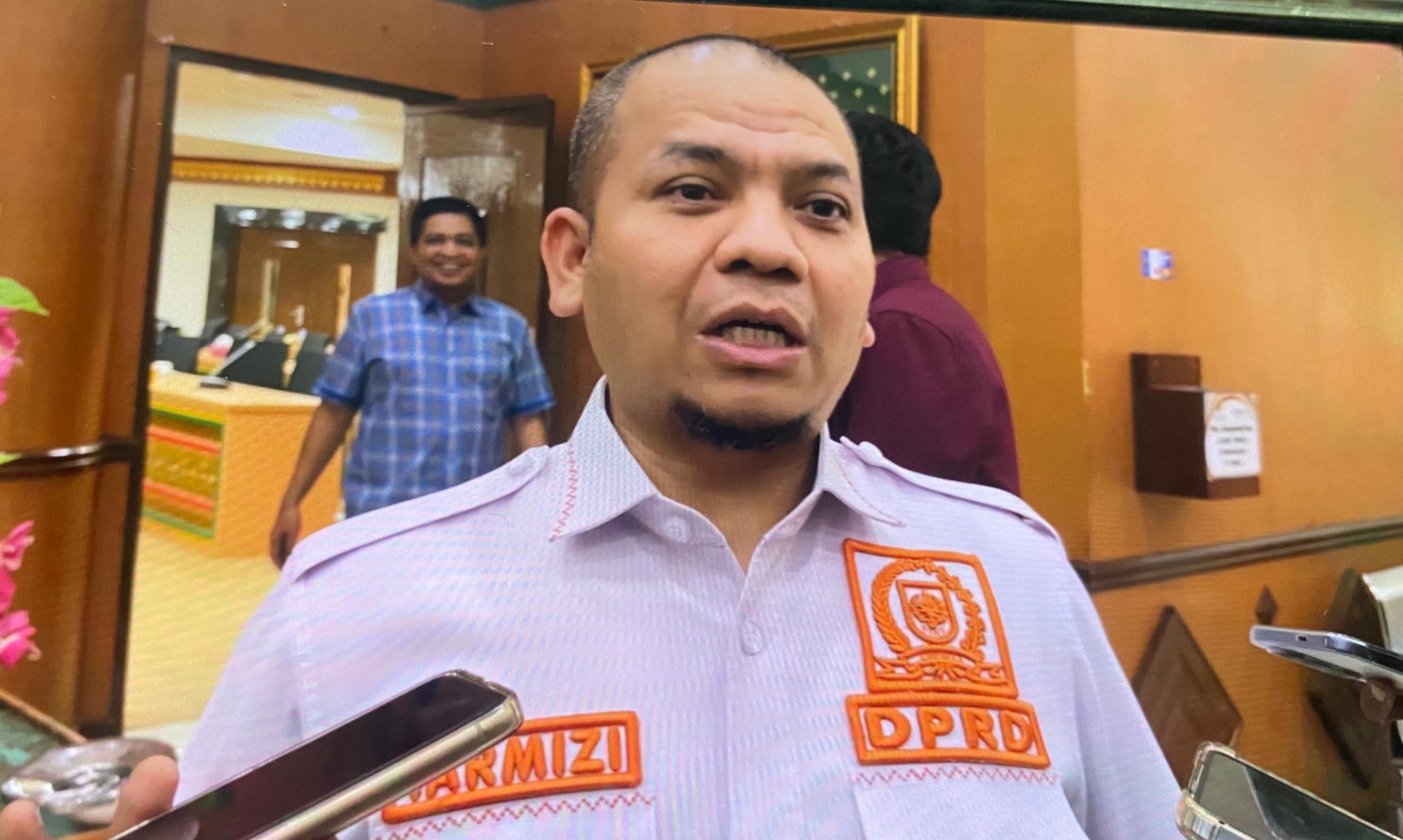 DPRD Riau Sebut Program Seragam Sekolah Gratis Disetujui Kemendagri