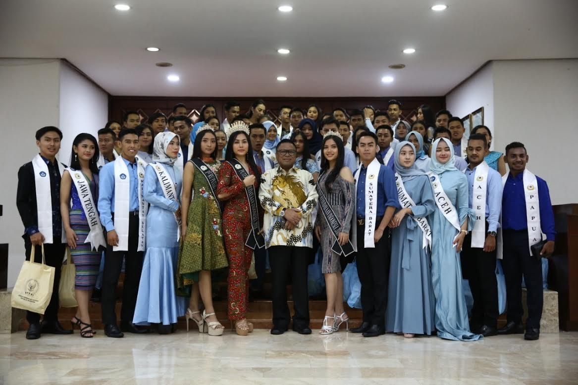 Ketua DPD RI Terima Putra-Putri Kebudayaan Indonesia 2019