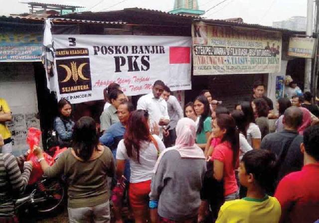 PKS Buka Posko Peduli Banjir