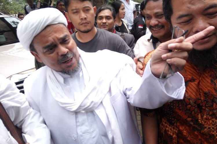 Bantah Mahfud MD, Habib Rizieq Mengaku Sudah Lapor Masalahnya ke Dubes