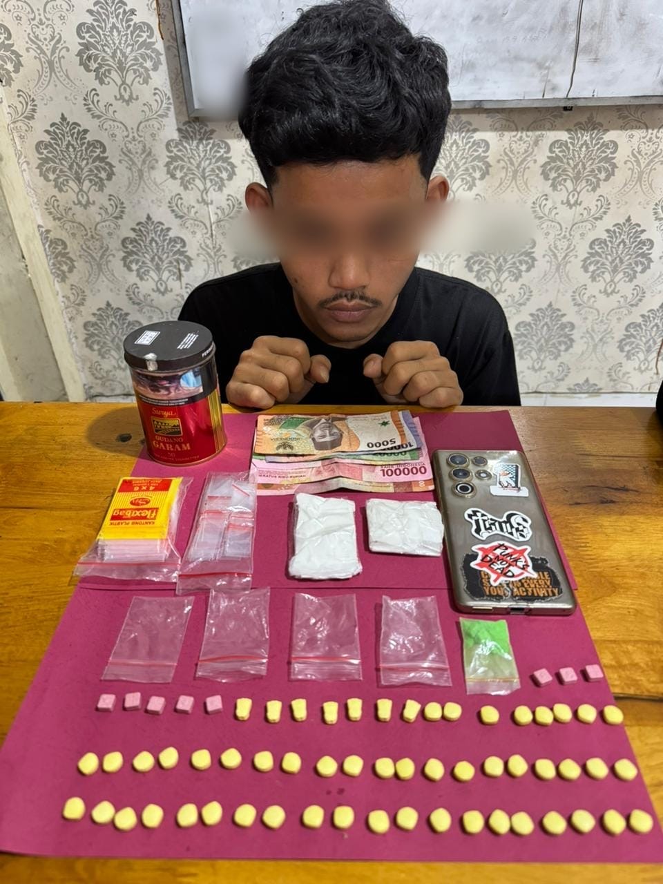Mahasiswa Simpan 63 Butir Ekstasi Diringkus Polres Siak
